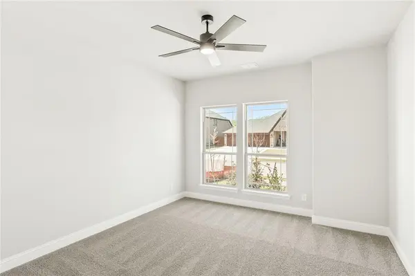 214 Memory Lane, Waxahachie, TX 75165