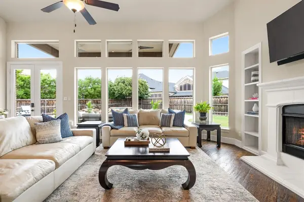 2350 Crest Pointe Place, Frisco, TX 75034