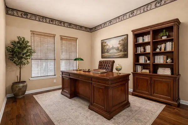 211 Whispering Wind Drive, Georgetown, TX 78633