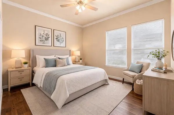 211 Whispering Wind Drive, Georgetown, TX 78633