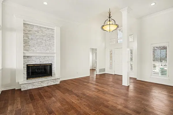 7006 Stone Bluff Court, Granbury, TX 76048