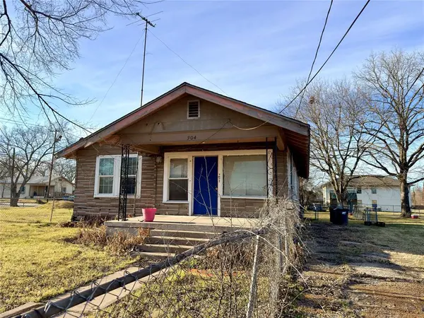 304 E 1st Avenue, Corsicana, TX 75110