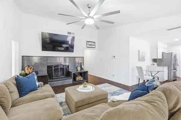 228 Wildfire Drive, Lewisville, TX 75067