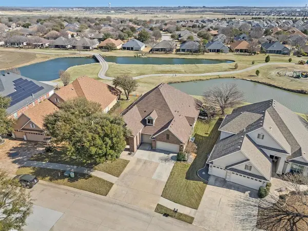 9317 Grandview Drive, Denton, TX 76207