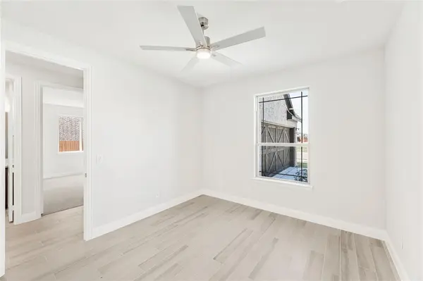 119 Tetrad Circle, Waxahachie, TX 75165