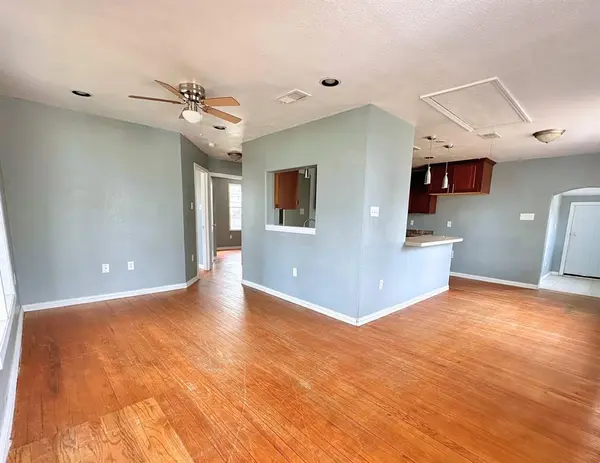 2530 W Elm Street, Denison, TX 75020