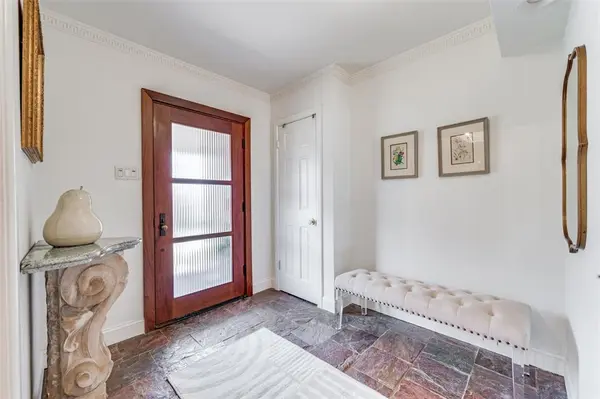 7518 Baxtershire Drive, Dallas, TX 75230