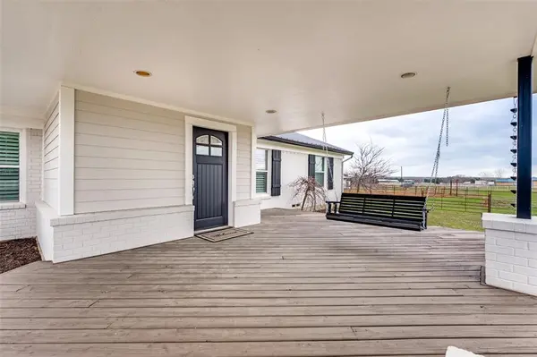 15076 S Fm 372, Valley View, TX 76272