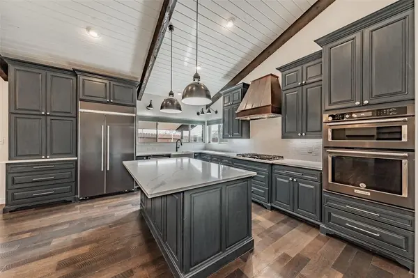 4617 Houghton Avenue, Fort Worth, TX 76107