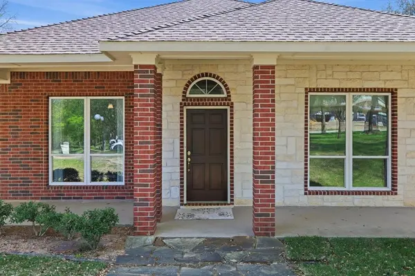 6405 Shoreline Drive, Little Elm, TX 75068