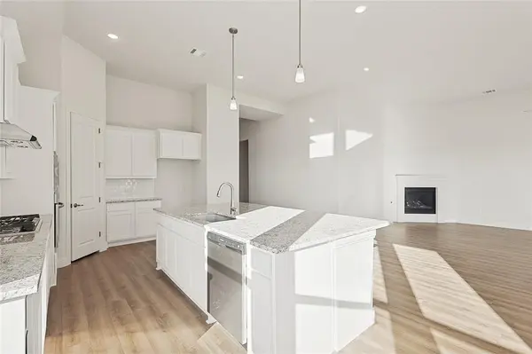 2305 Slate Drive, Waxahachie, TX 75167