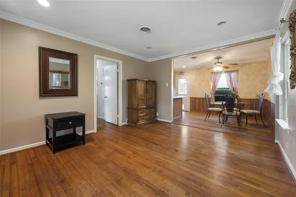 9119 Piper Lane, Dallas, TX 75228