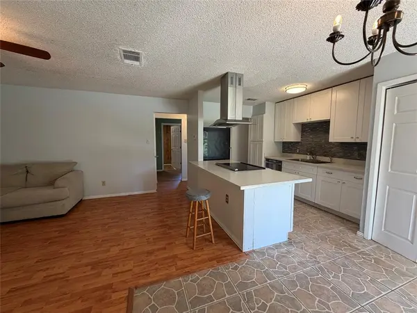 517 Annapolis Drive, Fort Worth, TX 76108