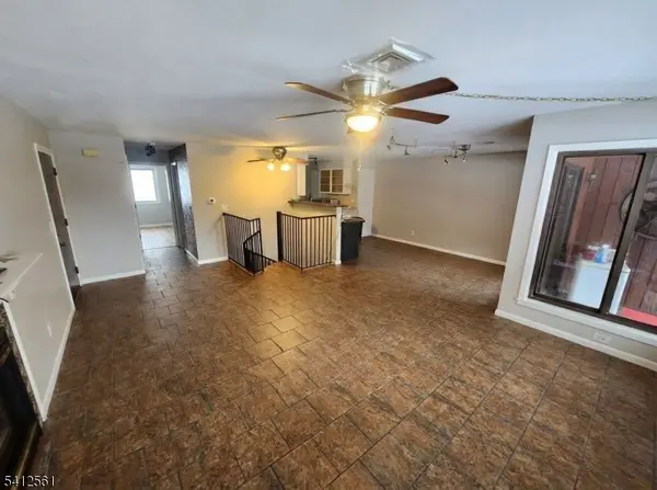 6 Baily Bunion Ct #9, Vernon Twp., NJ 07462