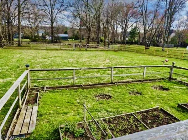 16 Washington Valley Rd, Warren Twp., NJ 07059