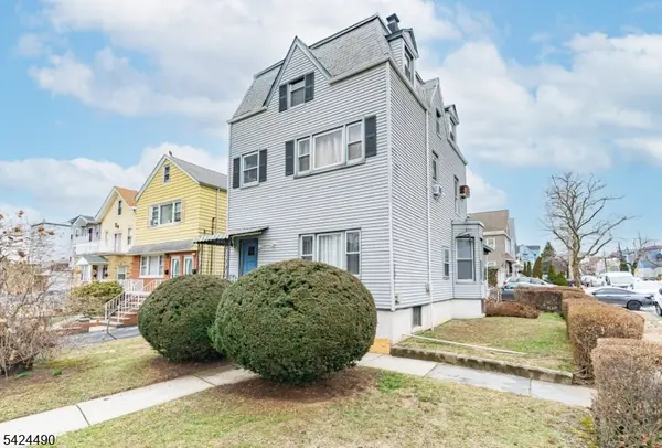 742 Avenue A, Bayonne City, NJ 07002