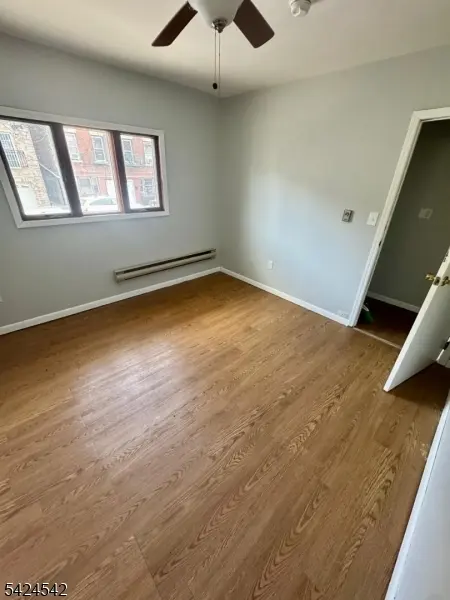 95 Stone St #1, Newark City, NJ 07104