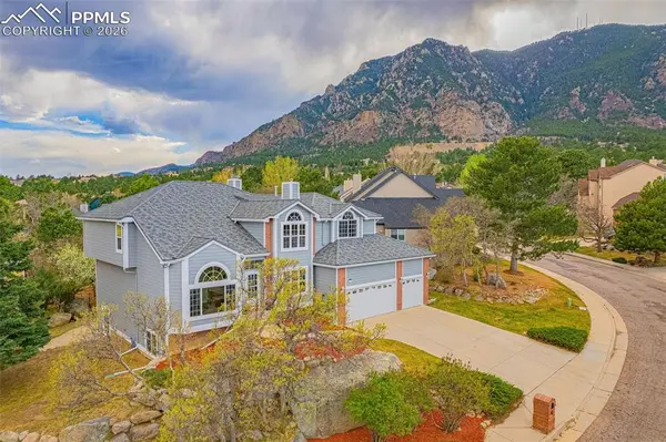 5750 Daltry LN, Colorado Springs, CO 80906