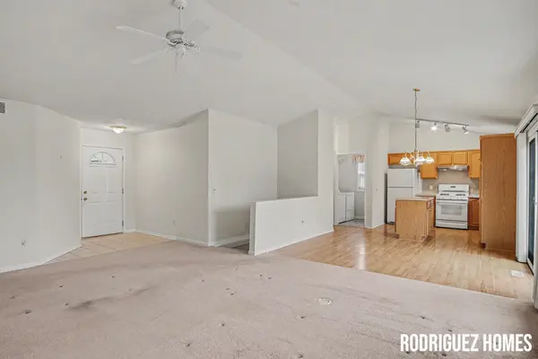 3745 Lenters DR, Georgetown Twp, MI 49426