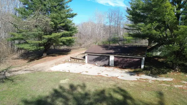 21632 90th AVE, Chippewa Twp, MI 49631