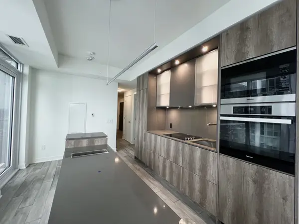 11 Yorkville AVE #2605, Toronto C02, ON M4W 0B7