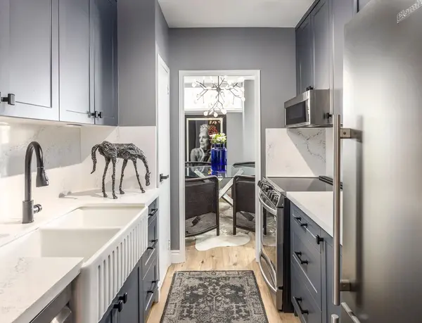 60 Montclair AVE #603, Toronto C03, ON M5P 1P7