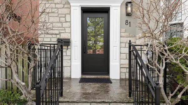 81 Wanless CRES, Toronto C04, ON M4N 3C2