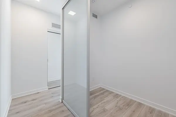 29 Green Trail CT #3009, Toronto C15, ON M2K 0J9