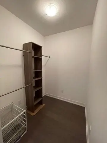 105 George ST #1802, Toronto C08, ON M5S 3E6