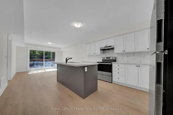 327 Anderson AVE, Oshawa, ON L1J 2N8