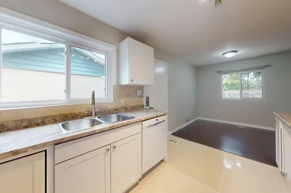 34 Orton Park RD W, Toronto E09, ON M1G 3G4