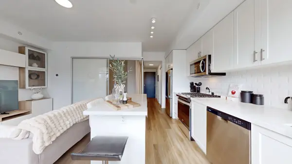 1479 O'Connor DR #2, Toronto E03, ON M4B 2V5