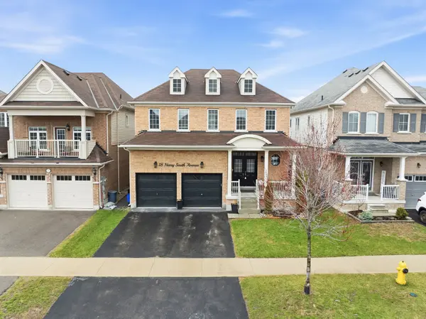 18 Henry Smith AVE, Clarington, ON L1C 0W2