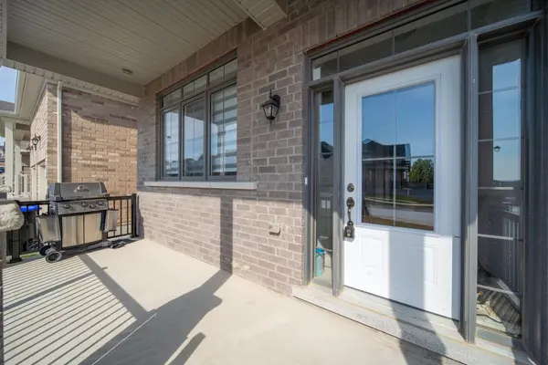 69 Lawrence D. Pridham AVE, New Tecumseth, ON L9R 0X4