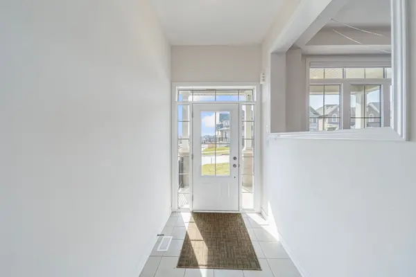 69 Lawrence D. Pridham AVE, New Tecumseth, ON L9R 0X4