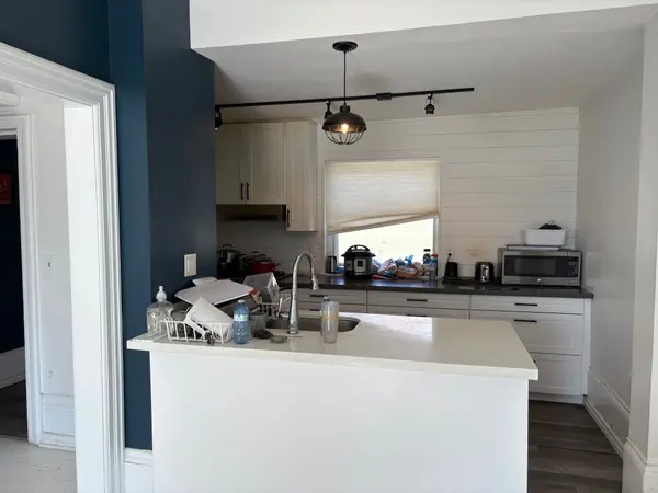 253 Dunlop ST E, Barrie, ON L4M 1B6