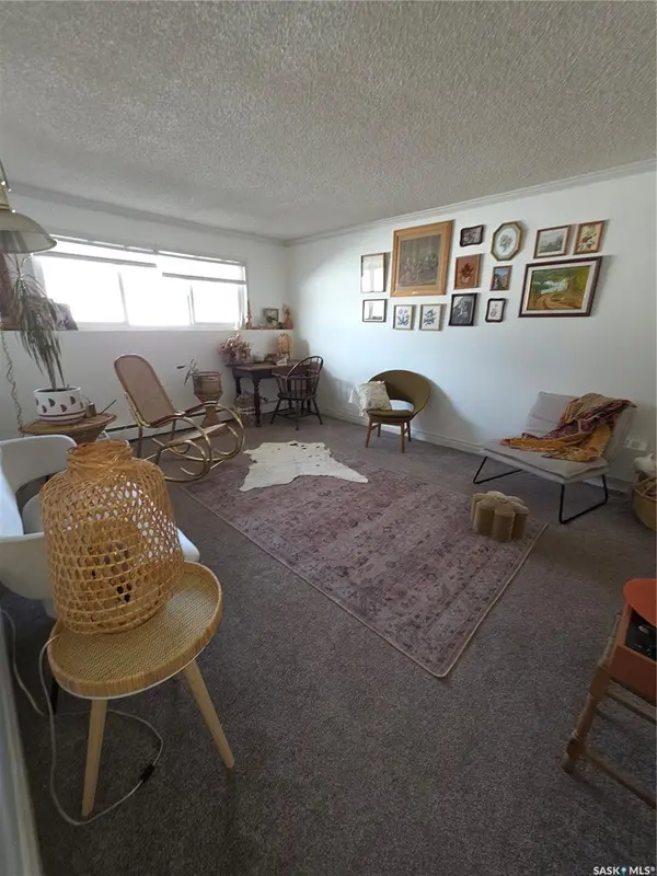 3809 Luther PLACE #5, Saskatoon, SK S7H 4B1