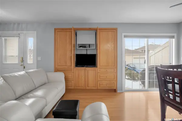 425 Keevil CRESCENT #102A, Saskatoon, SK S7N 4R9