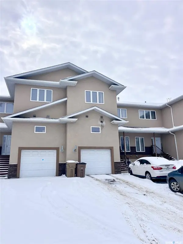 211 20th STREET W #2, Prince Albert, SK S6V 4G5