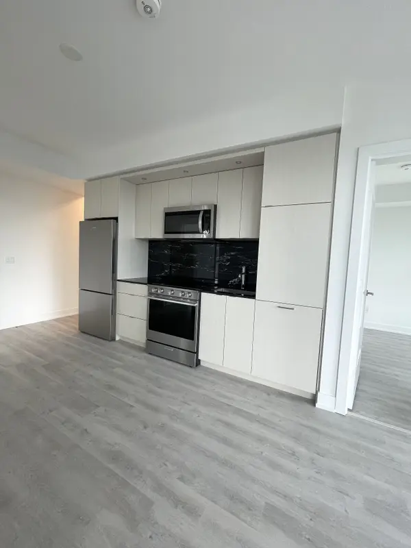 60 Central Park Roadway N/A #1804, Toronto W08, ON M9A 0E6