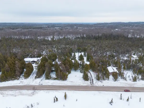 465 Shoreline AVE, South Bruce Peninsula, ON N0H 2T0