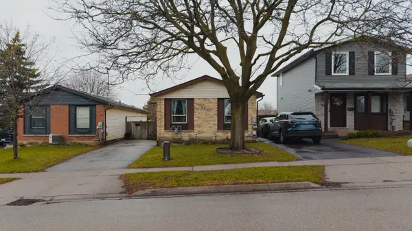 160 Carter CRES, Cambridge, ON N1R 6A9