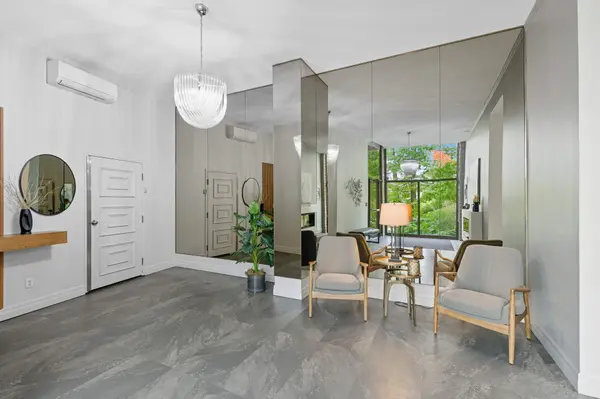 20 Berkley ST #702, Cambridge, ON N1S 4S8