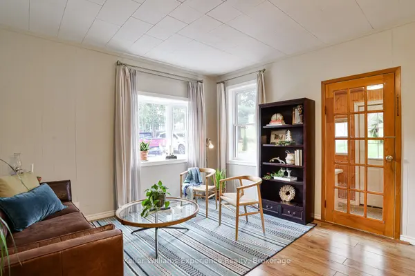 14 Edward ST, Bracebridge, ON P1L 1H5