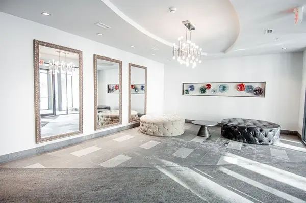 360 Patricia AVE #324, Westboro - Hampton Park, ON K1Z 6W1