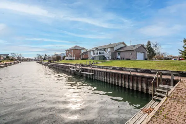 12 Rogers RD, Brighton, ON K0K 1H0