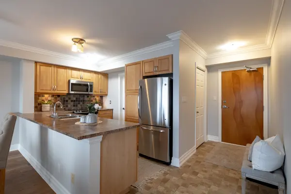 26 Dairy LN #405, Huntsville, ON P1H 0A4