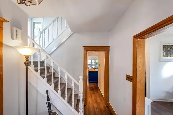 219 St. Clair BLVD, Hamilton, ON L8M 2N9