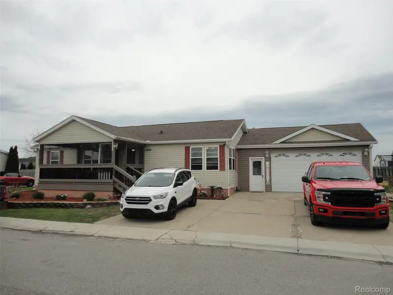 815 Jacobs Landing, Raisinville Township, MI 48161