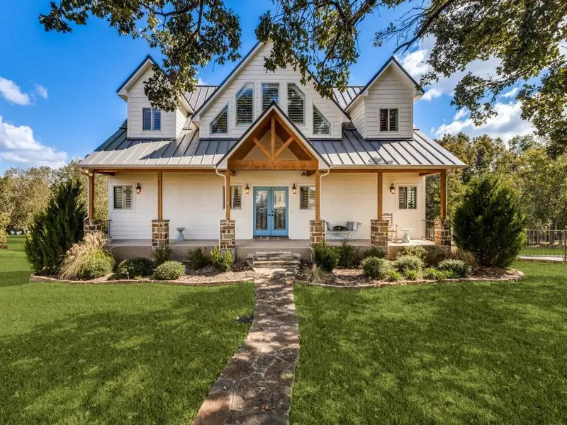 5848 Lago Vista Drive, Athens, TX 75752